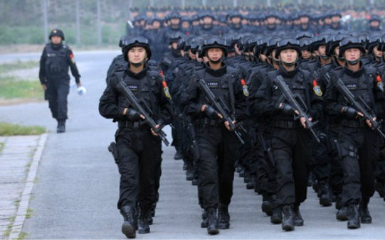 [图]中国武警在伊拉克