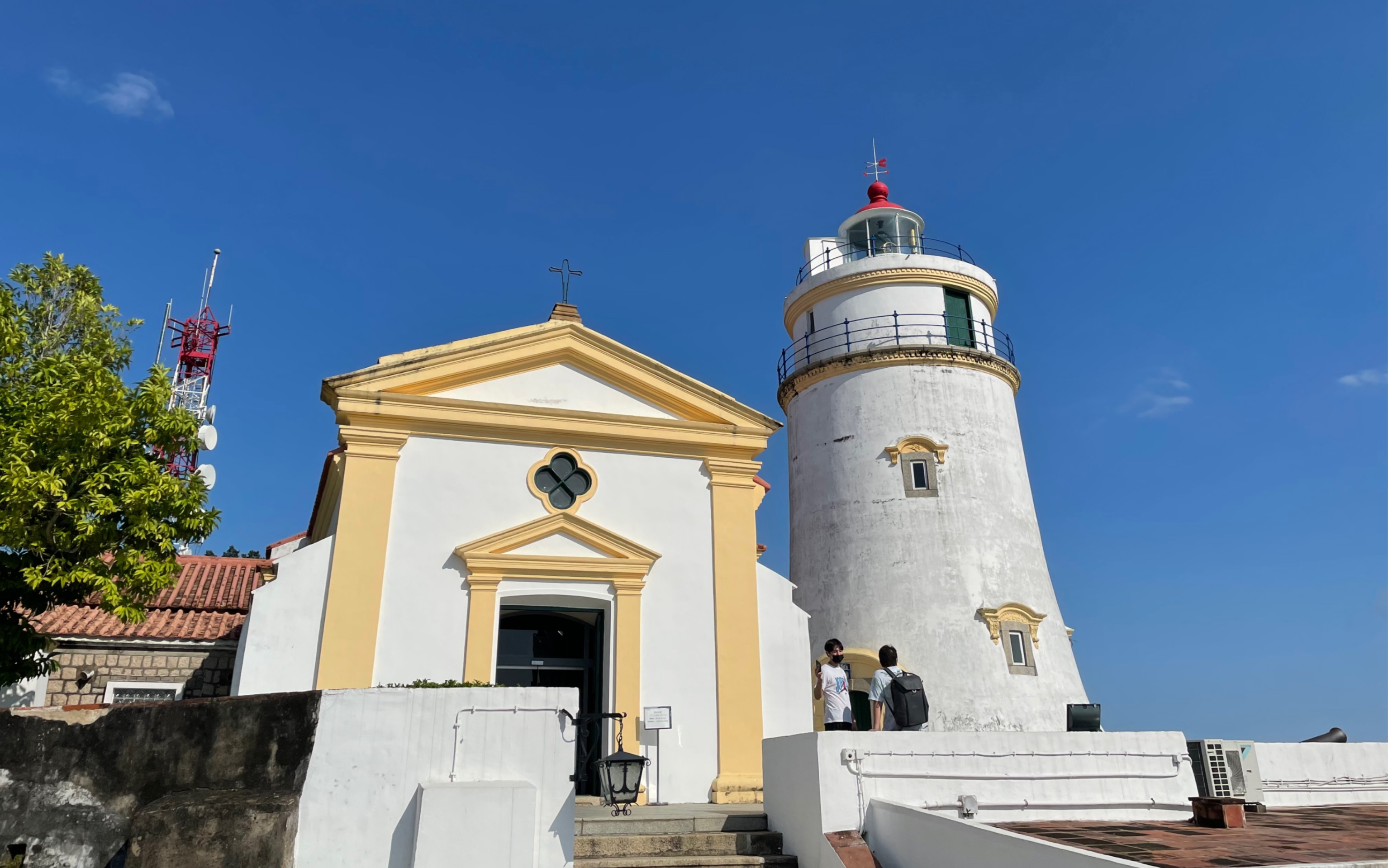 登高望远好风景—东望洋灯塔
