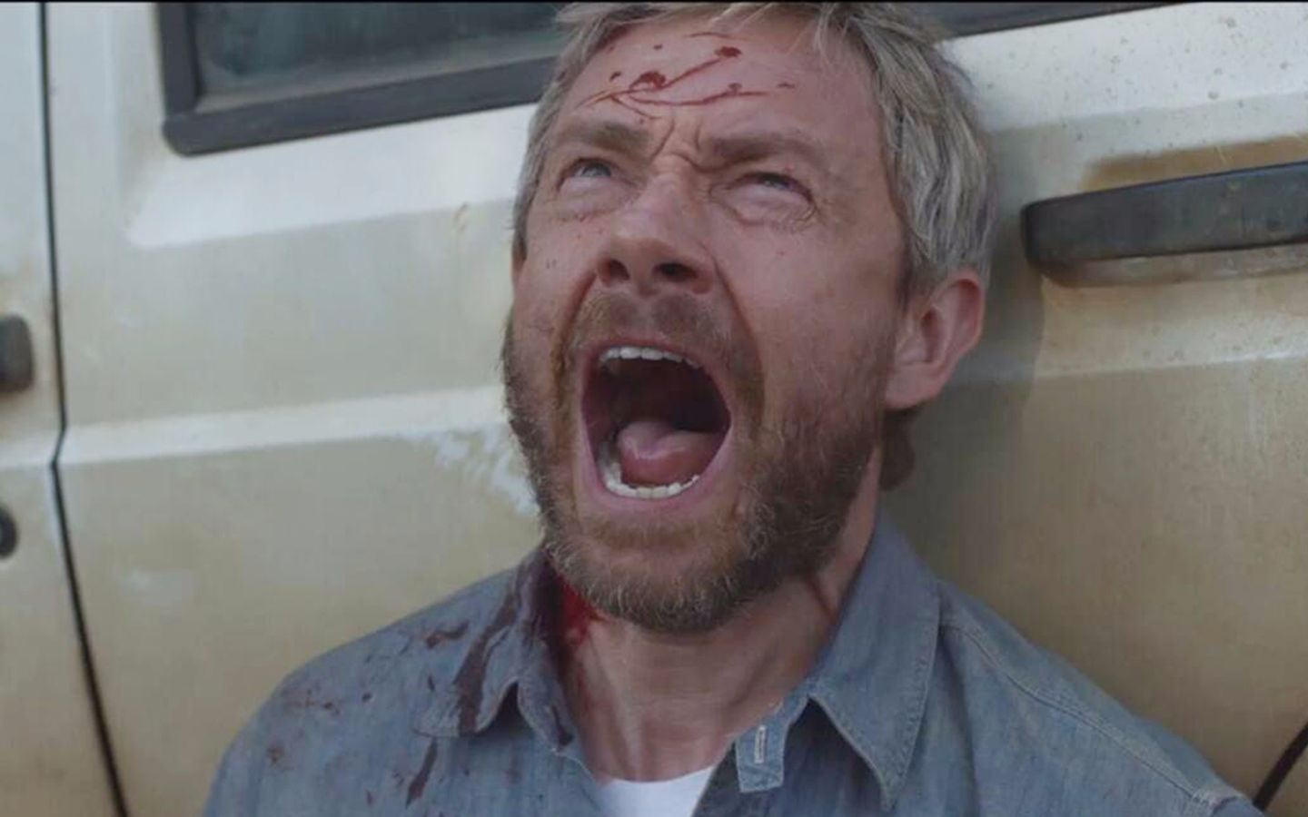 【穷电影】父亲48小时后会变成丧尸,为了救背上的女儿,他选择伤害自己