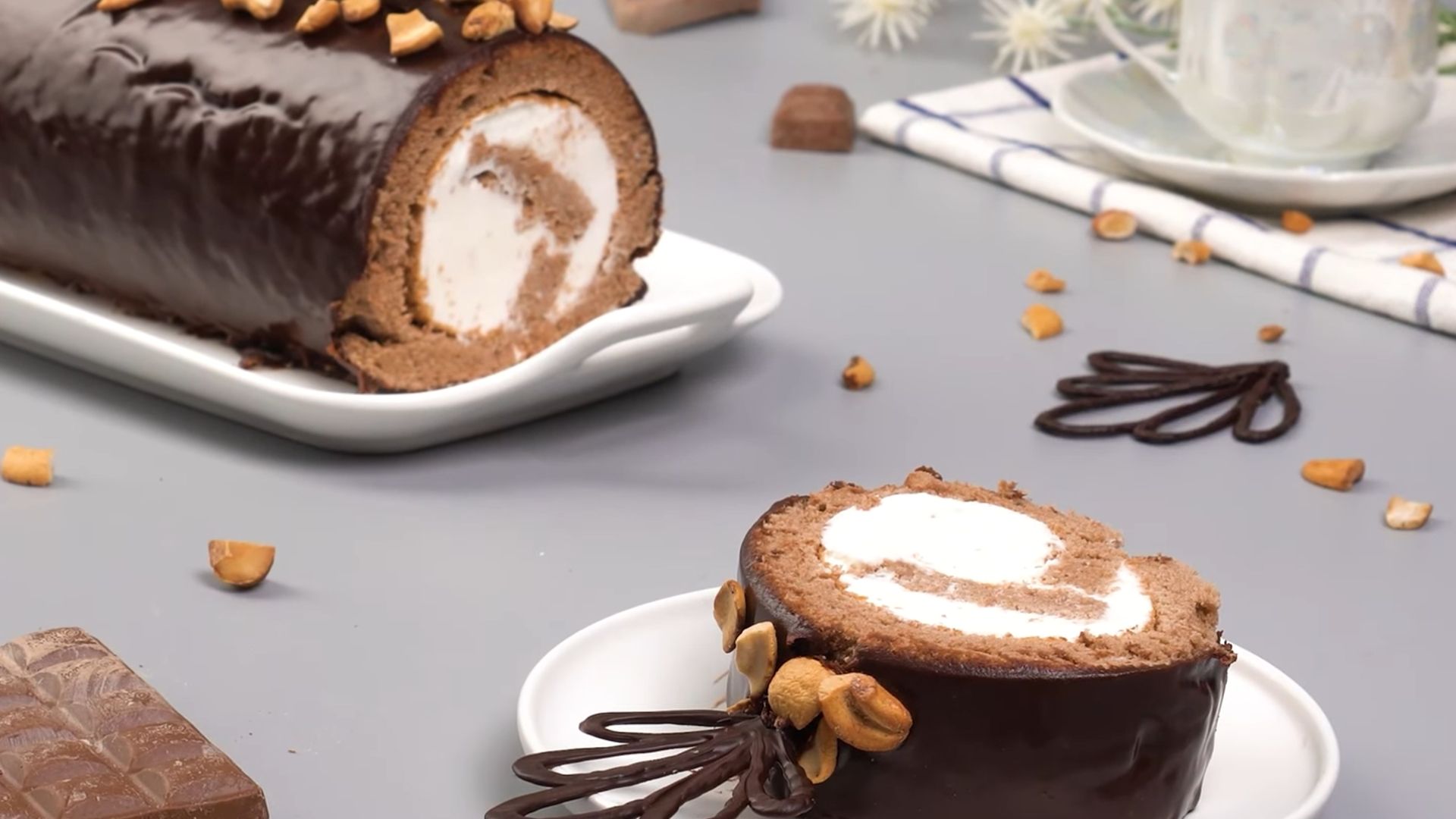 自制下午茶巧克力坚果蛋糕卷