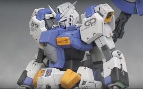 [图]地球联邦泛用型MS原型机"RX-78GP00试作型高达0号机（繁花）"（模型）