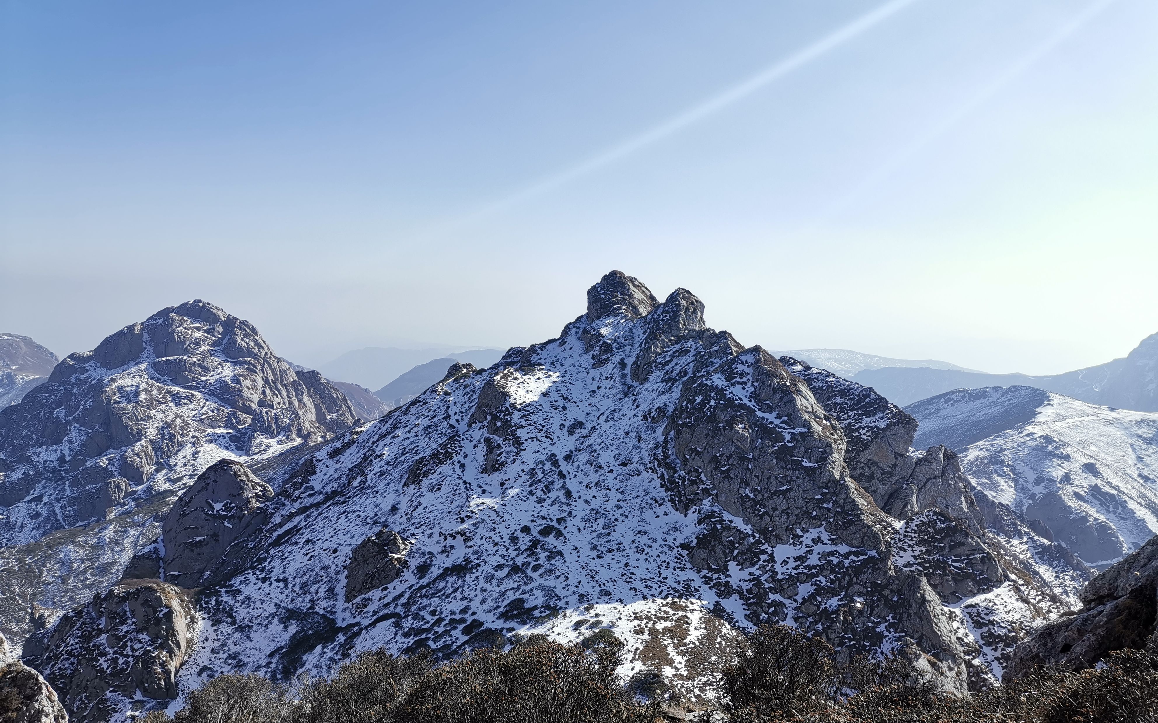 [图]挑战定西第一高峰露骨山（入谷篇）