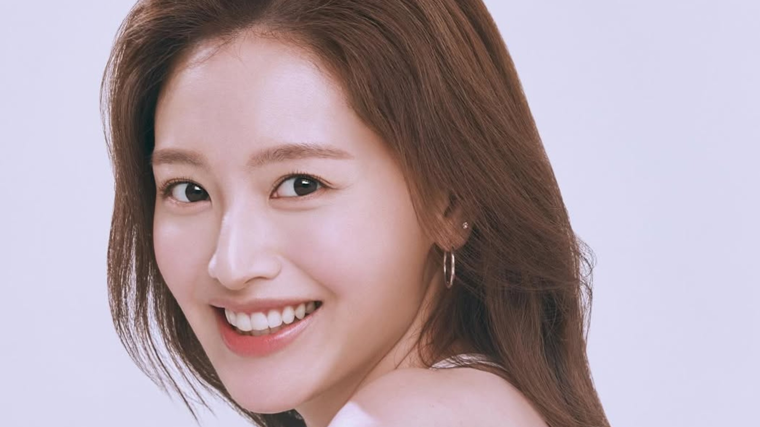 金栽经 2025 新简历拍摄 幕后花絮