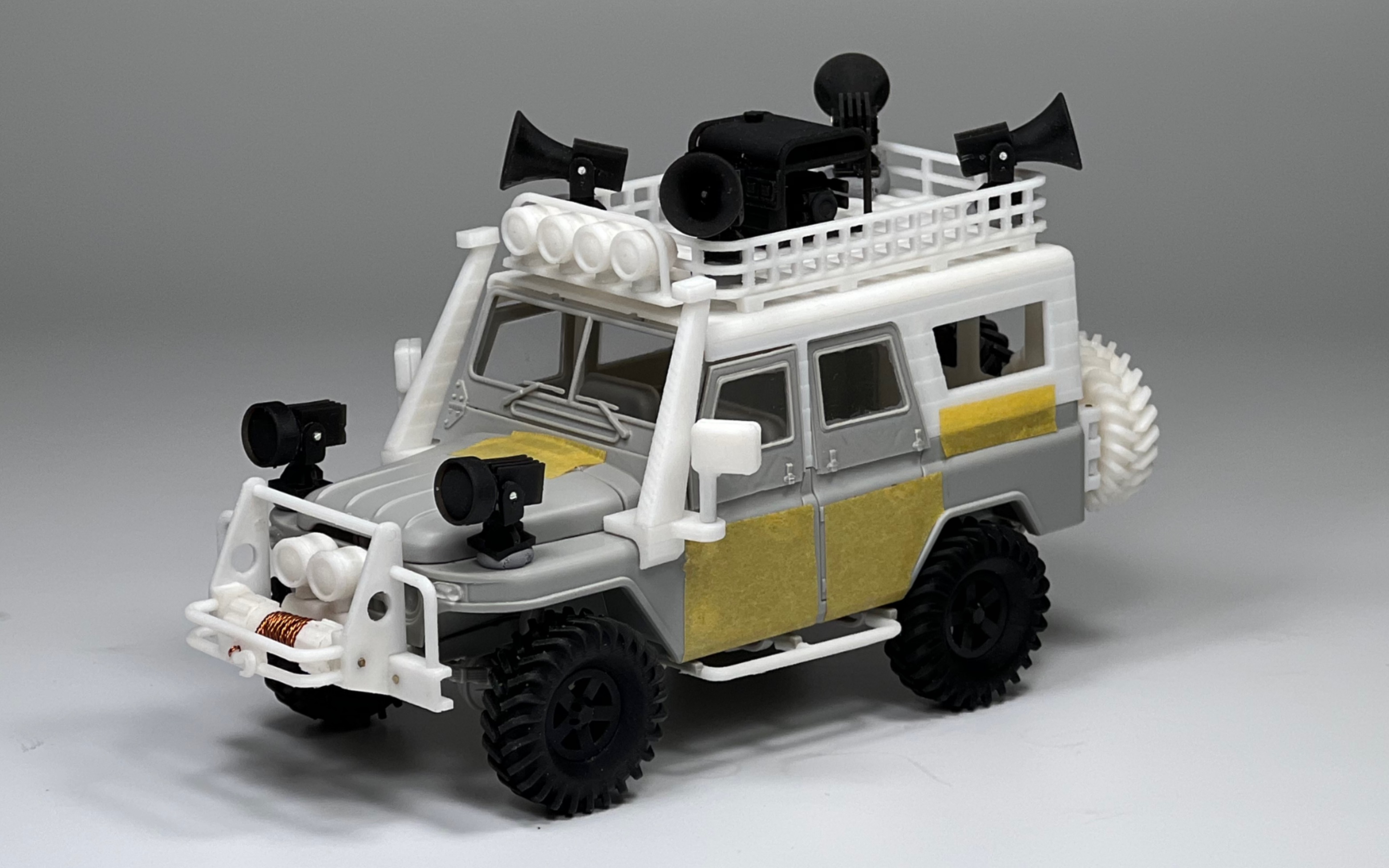 北京吉普212越野车模型改装冬季去台北跳广场舞