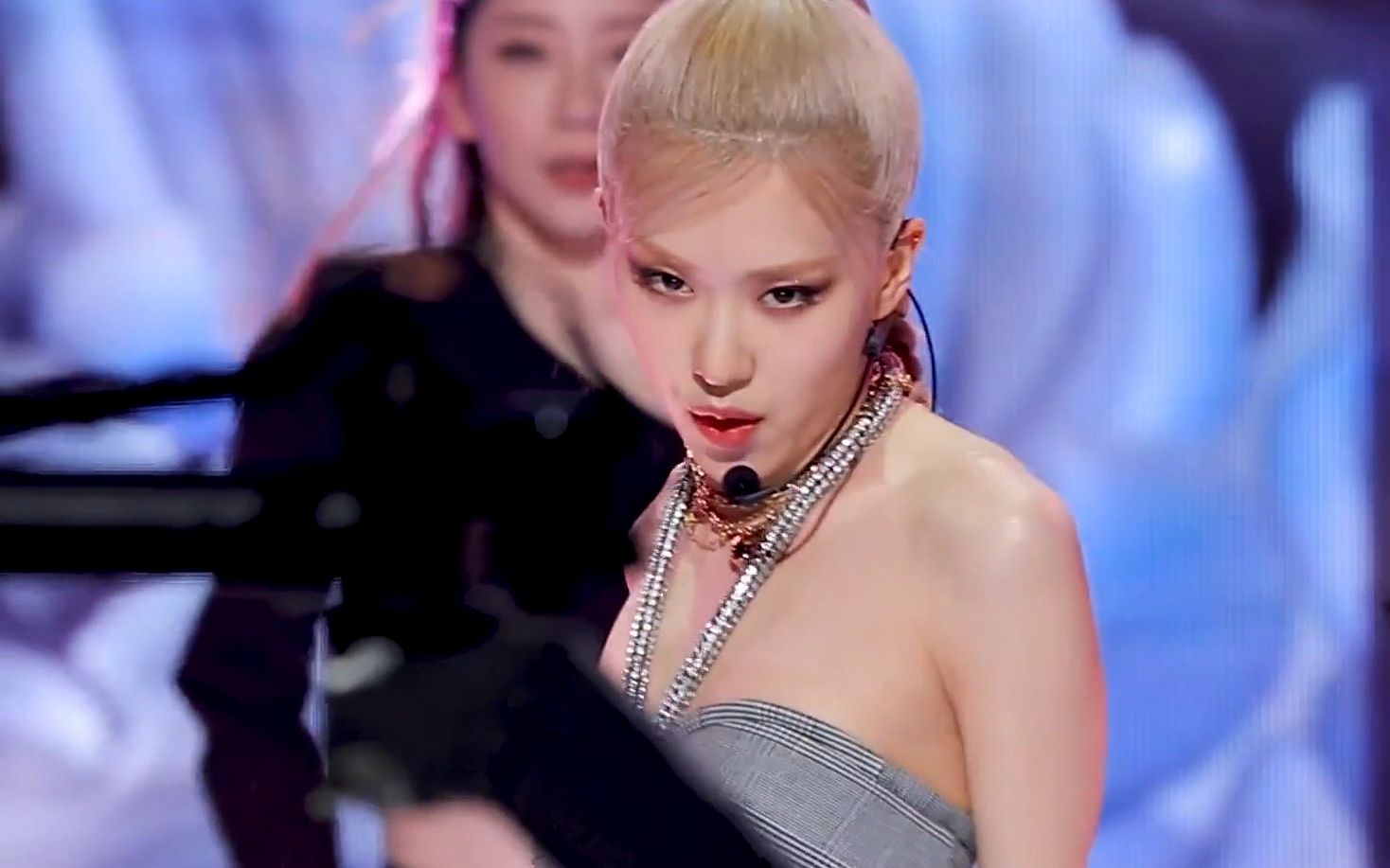 rose朴彩英《on the ground gone》_哔哩哔哩 (゜-゜)つロ 干杯~-bili