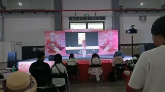 Tải video: cos丸山彩在漫展上跳了修哇和世恋落！！！我的世界已经坠入爱河！9.15贵阳TAXI漫展舞台实录