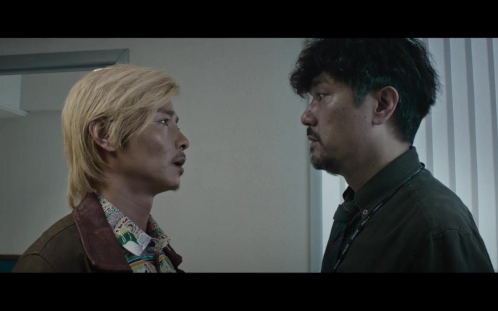 东莞仔当警察教训同事,却被反骂是废警官_哔哩哔哩 (゜-゜)つロ 干杯