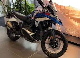 Télécharger la video: 新款 宝马 水鸟 BMW R1300 GS – 比以前更好。完整审判 2024