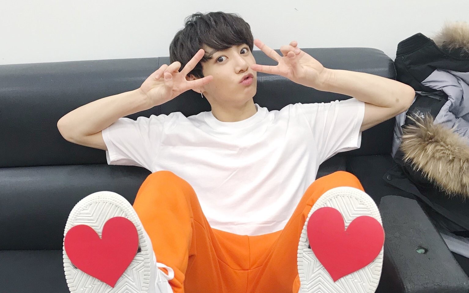 南韩最虎忙内田柾国模仿哥哥日常,第二波_哔哩哔哩 (゜-゜)つロ 干杯