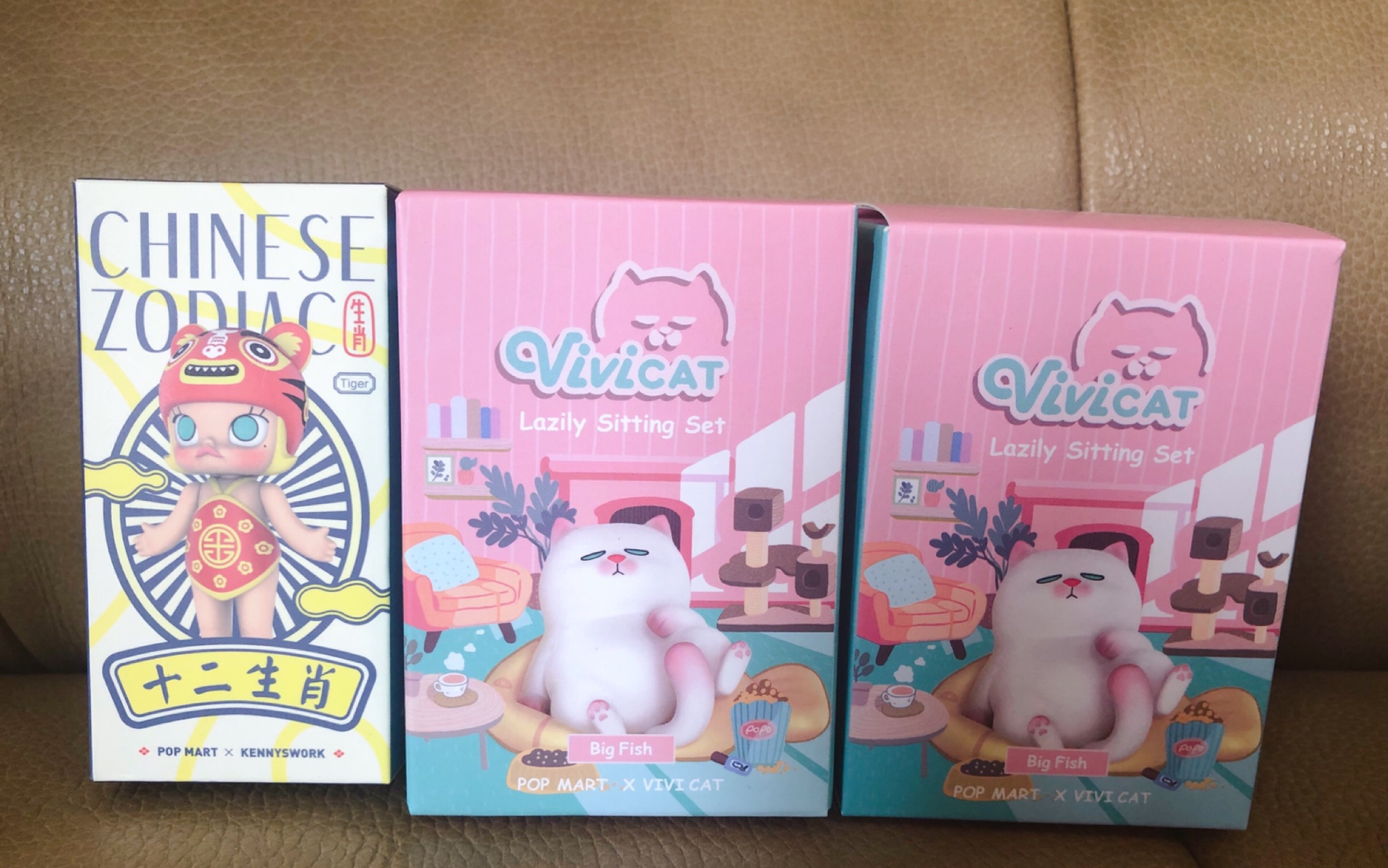 拆盲盒vivicat懒坐系列首发外加一只molly生肖