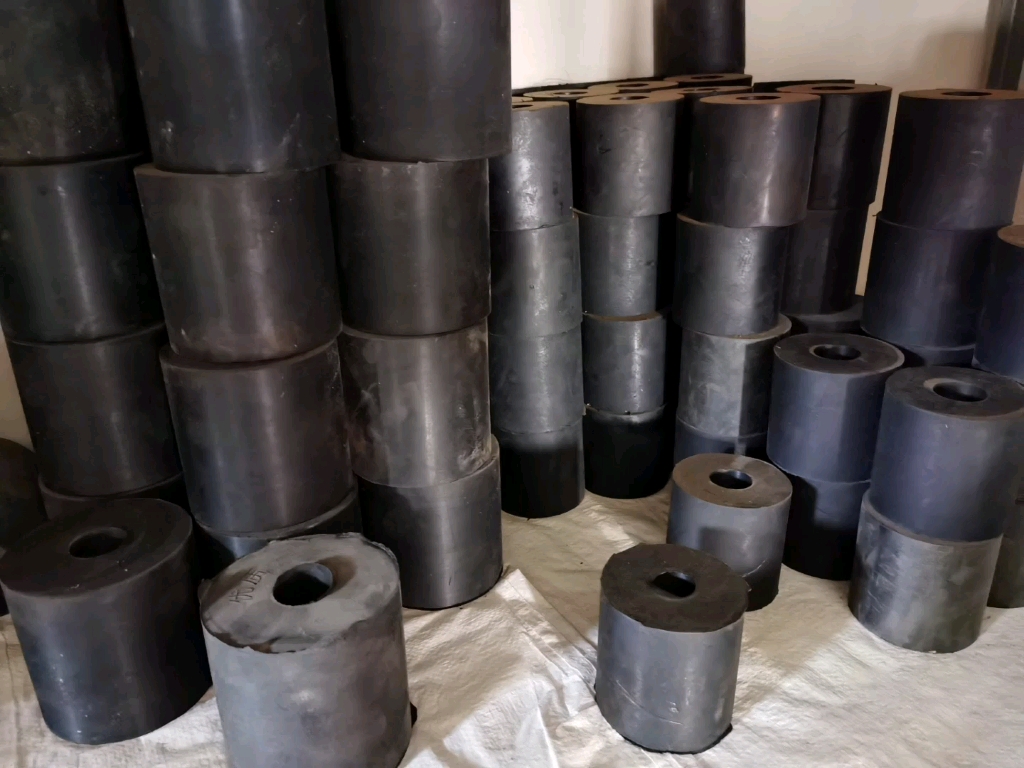 橡胶弹簧#橡胶复合弹簧振动筛配件#振动筛#不锈钢振动筛#圆型振动筛