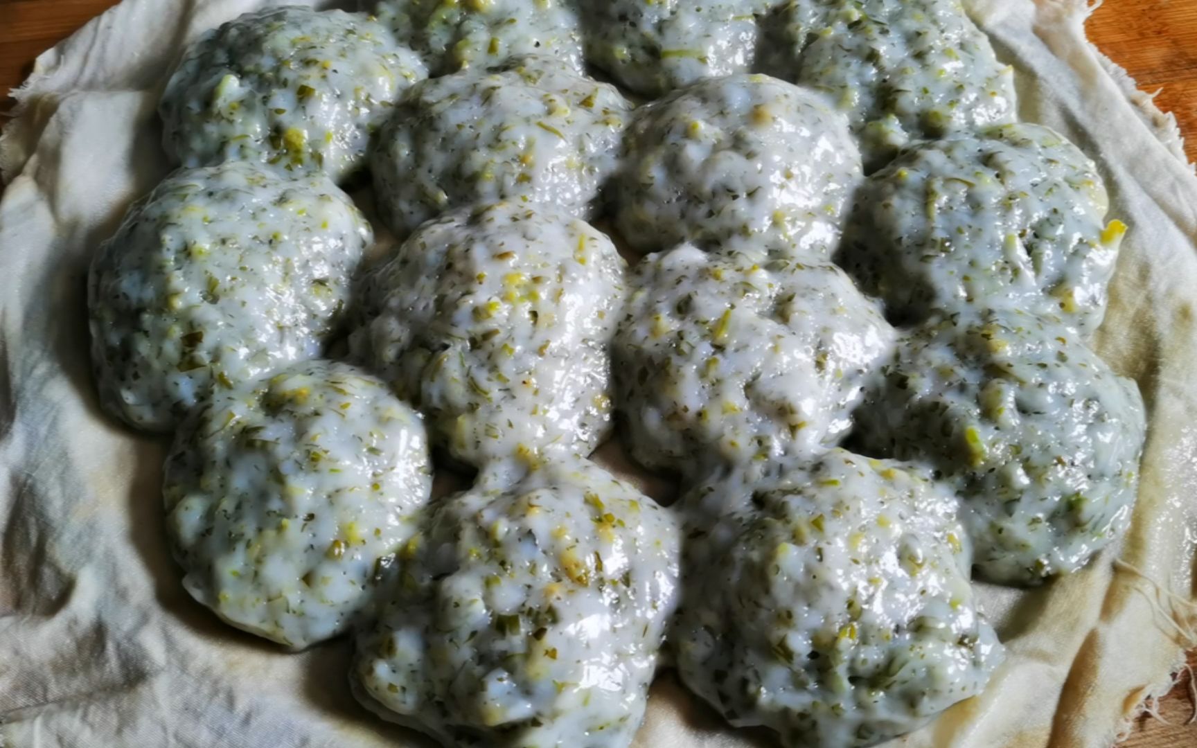 清明节到了,四川清明菜粑粑的做法,软糯清香,儿时的记忆