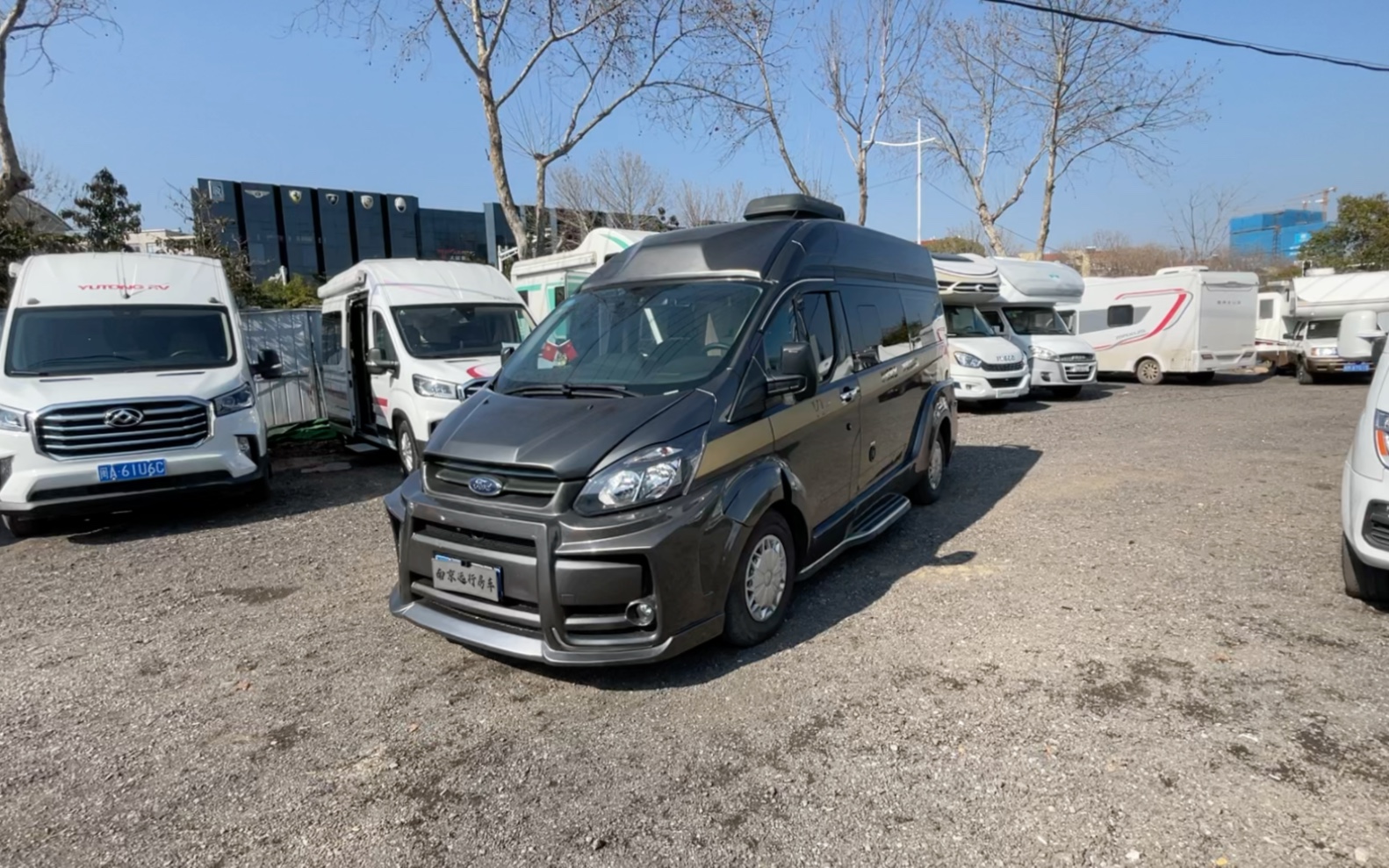 21年黑骑士商旅房车