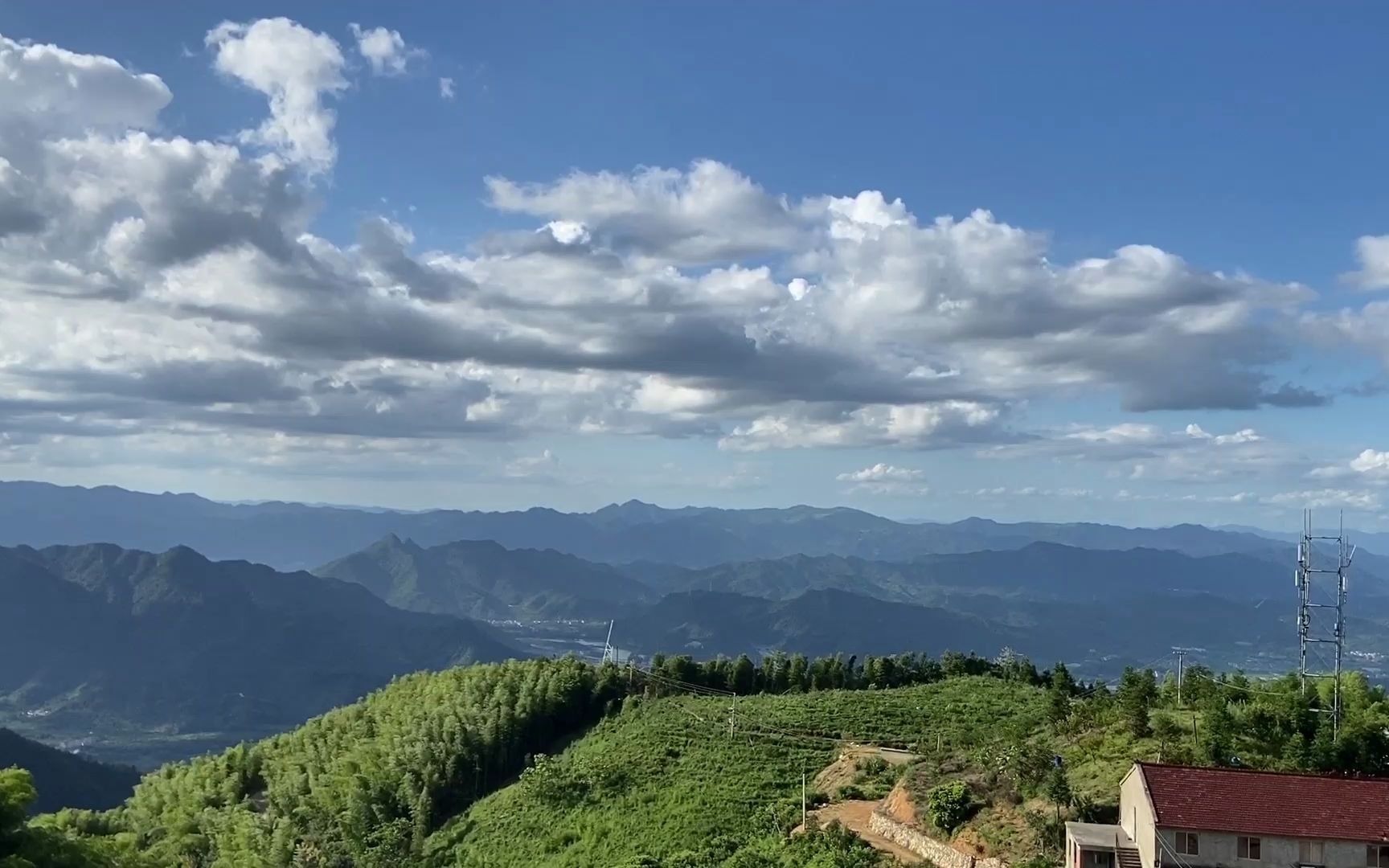 云遮雾罩的括苍山,绚丽晚霞,露营烧烤,看云起云落星河璀璨哔哩哔哩bilibili