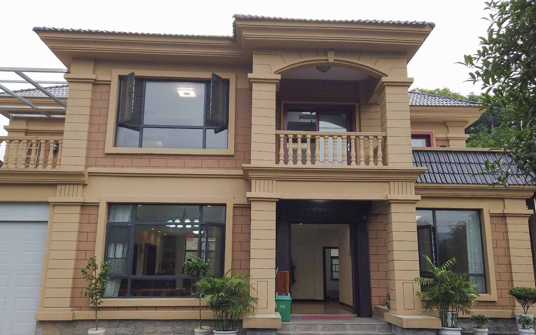 农村自建两层欧式别墅,400平住的真舒适,不到100万你说值不值?