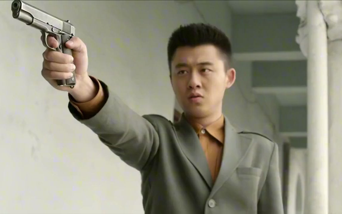 侠探高飞:东洋武士半路截杀,不料高飞和沈冰早有防备,精彩!