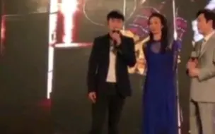 Download Video: 【张杰】新晋奶爸发布会上透露谢娜近况