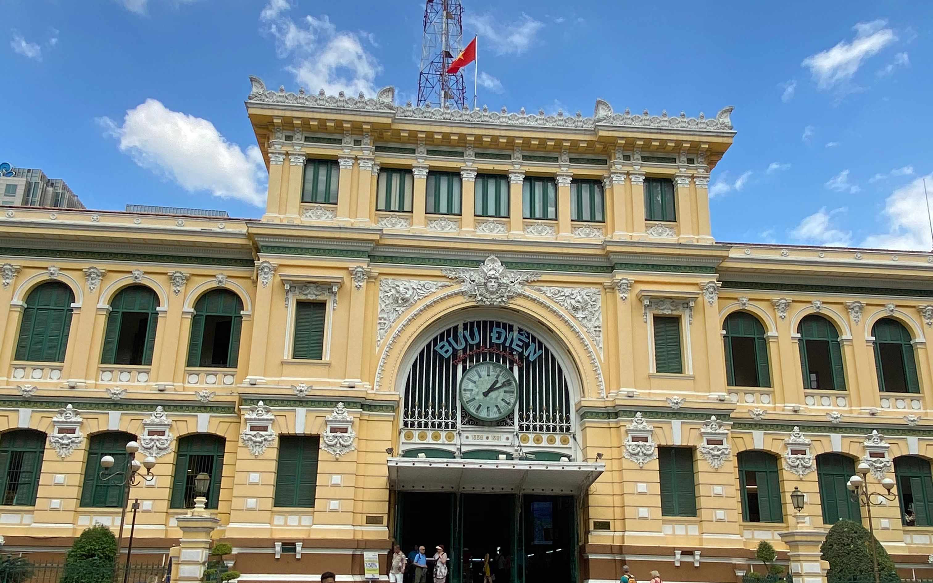 西贡的中央邮局_哔哩哔哩 (゜-゜)つロ 干杯~-bilibili