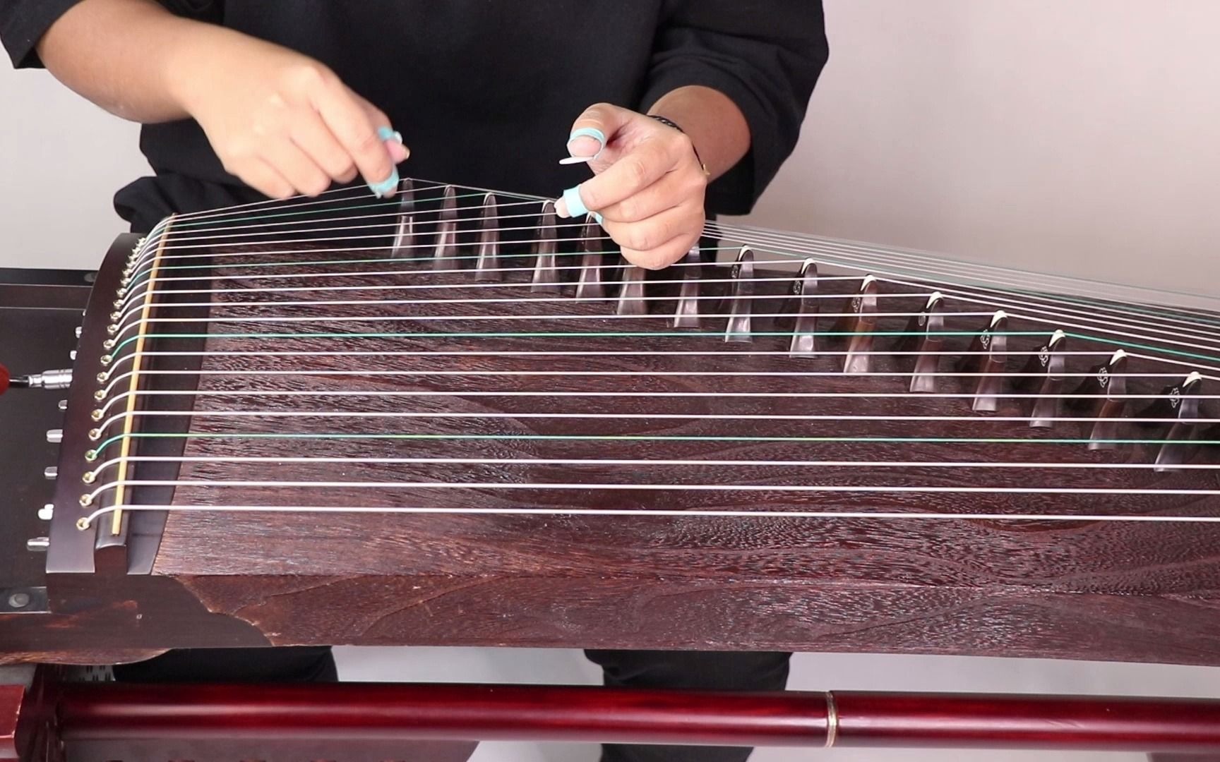 新古筝如何开音?