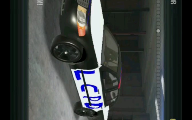 在火力全开2里面开着lcpd维多利亚皇冠警车