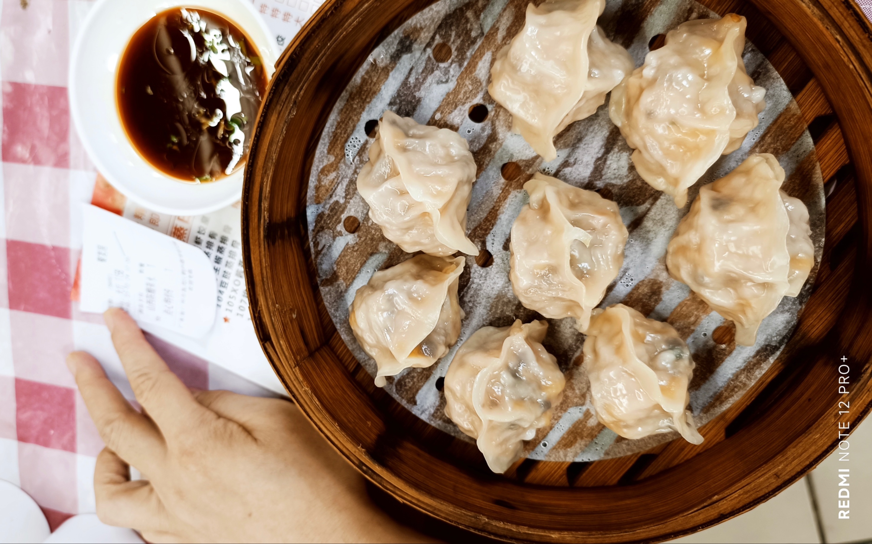 们的社交生活——陈醋蒸饺八只,特价牛肉丸——广钢幼儿园早操外望