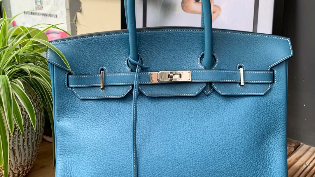 hermes爱马仕birkin35牛仔蓝铂金包,g刻,35*28左右,这个颜色的超级