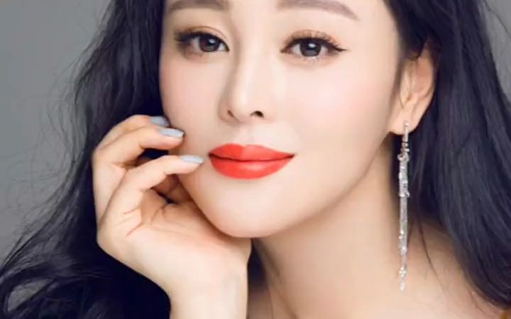 刘朵朵经纪人丨演出代言丨2023年邀约