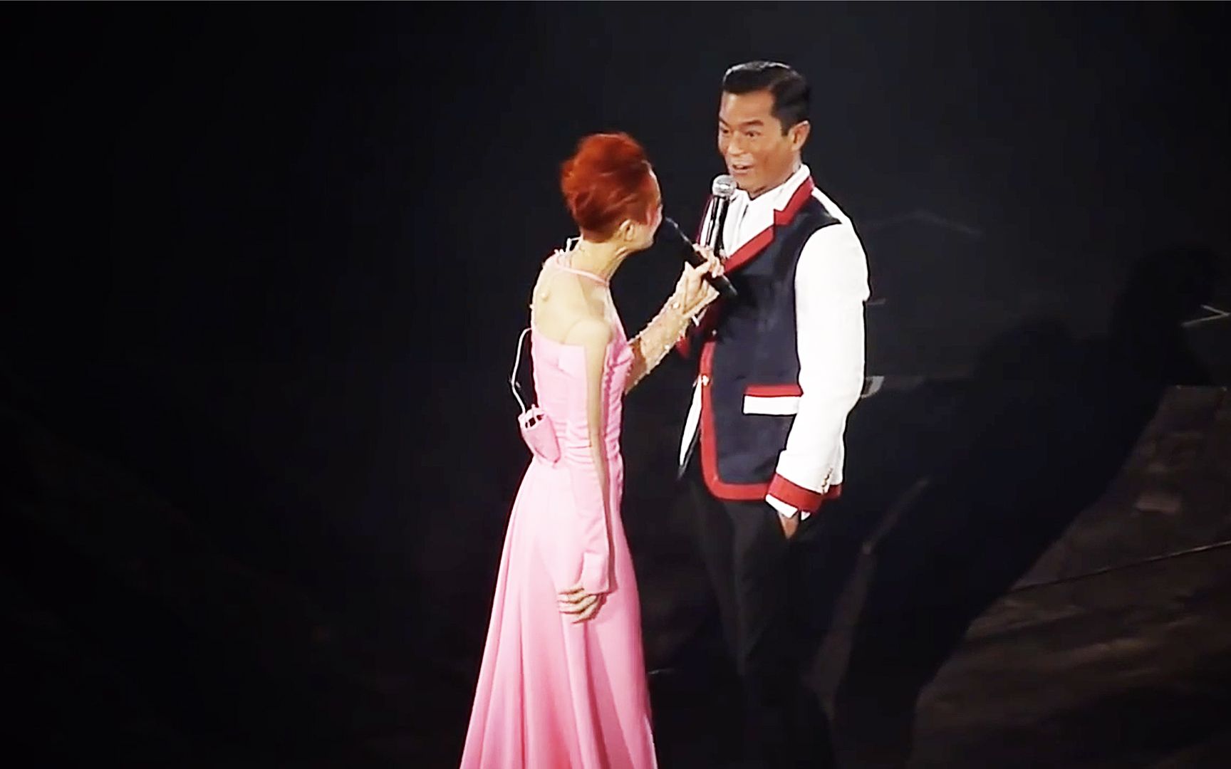 【古天乐】【郑秀文】【 2014年12月20日】「touch mi」首场演唱会