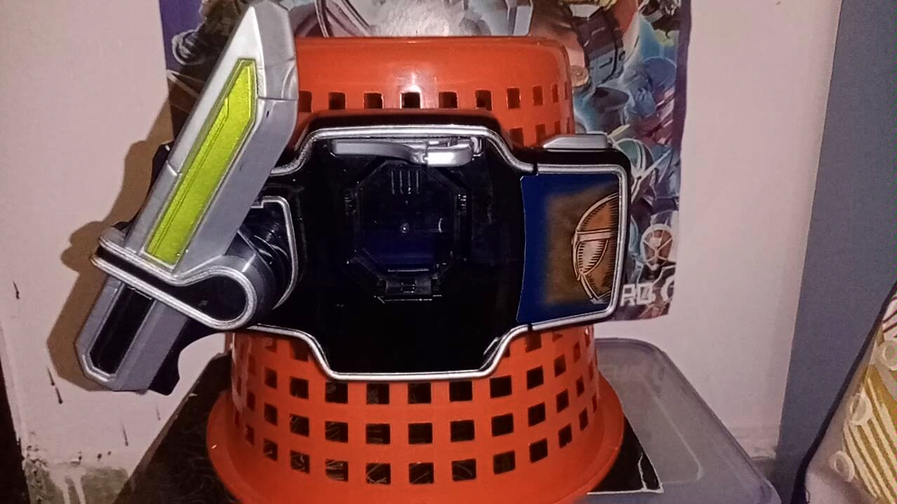 假面骑士古列东.铠武系列坚果(橡果)锁种