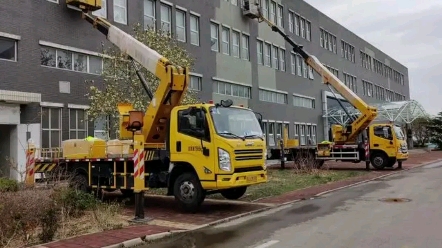 外墙玻璃安装 高空作业用车可联系,高空车升降车路灯车登高车升降平台租赁出租,价格便宜哔哩哔哩bilibili