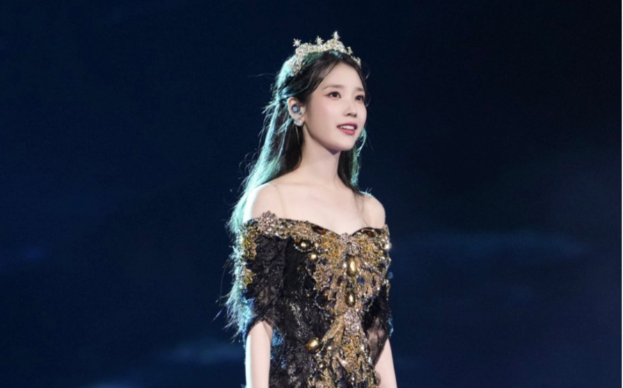 iu蚕室演唱会《只有我不知道的故事》_哔哩哔哩_bilibili