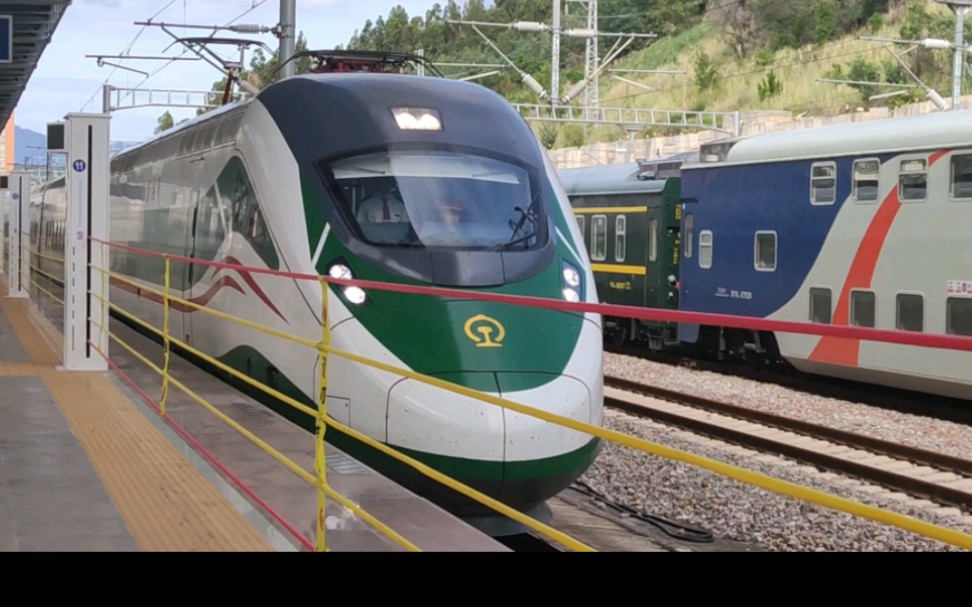 高原型第三代短编ad钙桶cr200j1-d进大理站