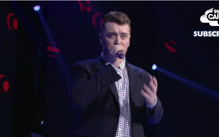 [图]【Sam Smith】 - La La La (Live at the Jingle Bell Ball)