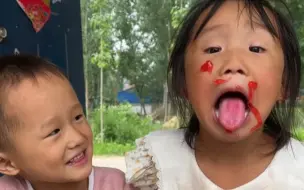 Скачать видео: 弟弟怎么哭了