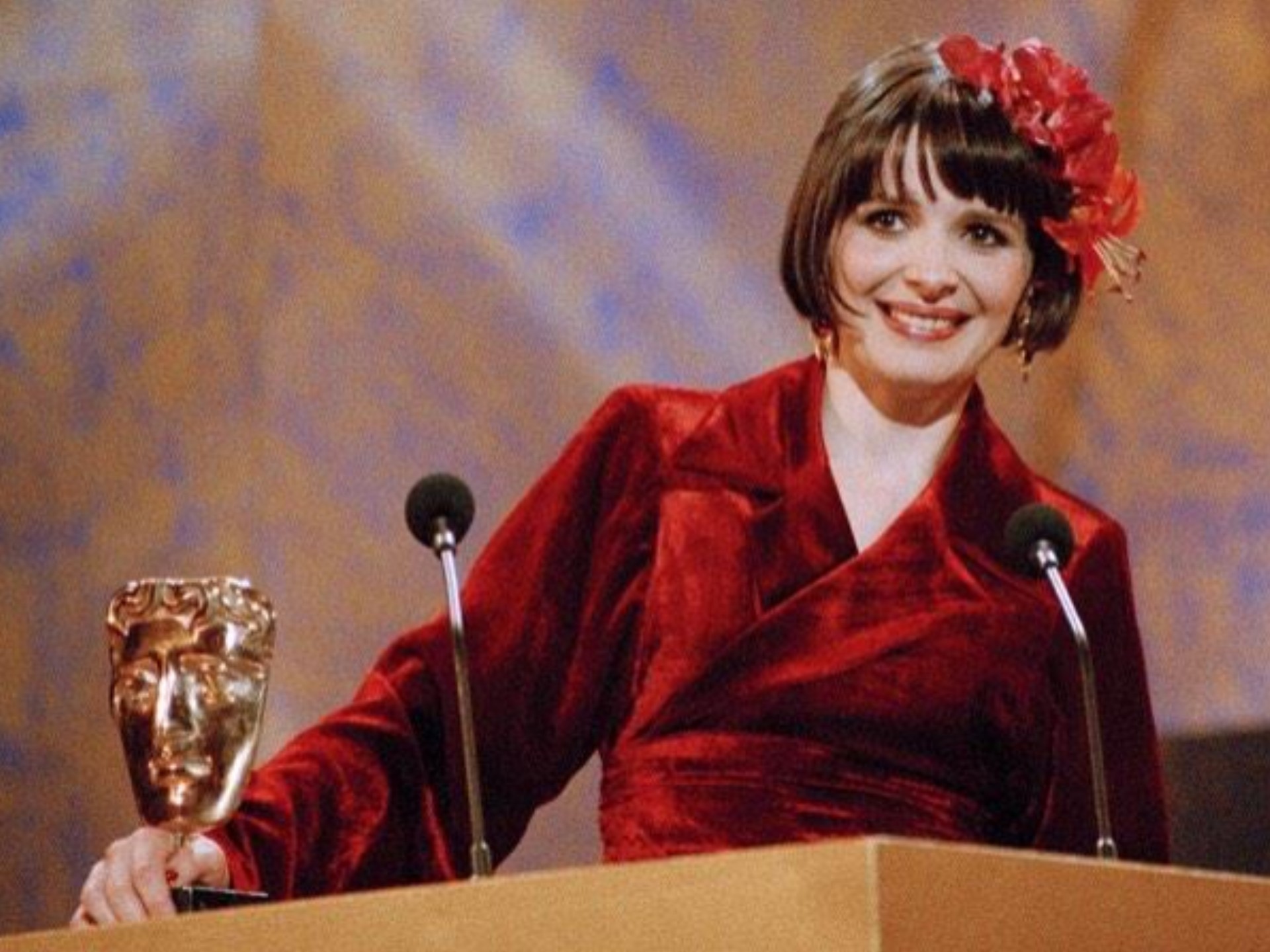 朱丽叶·比诺什(juliette binoche)获奖合集