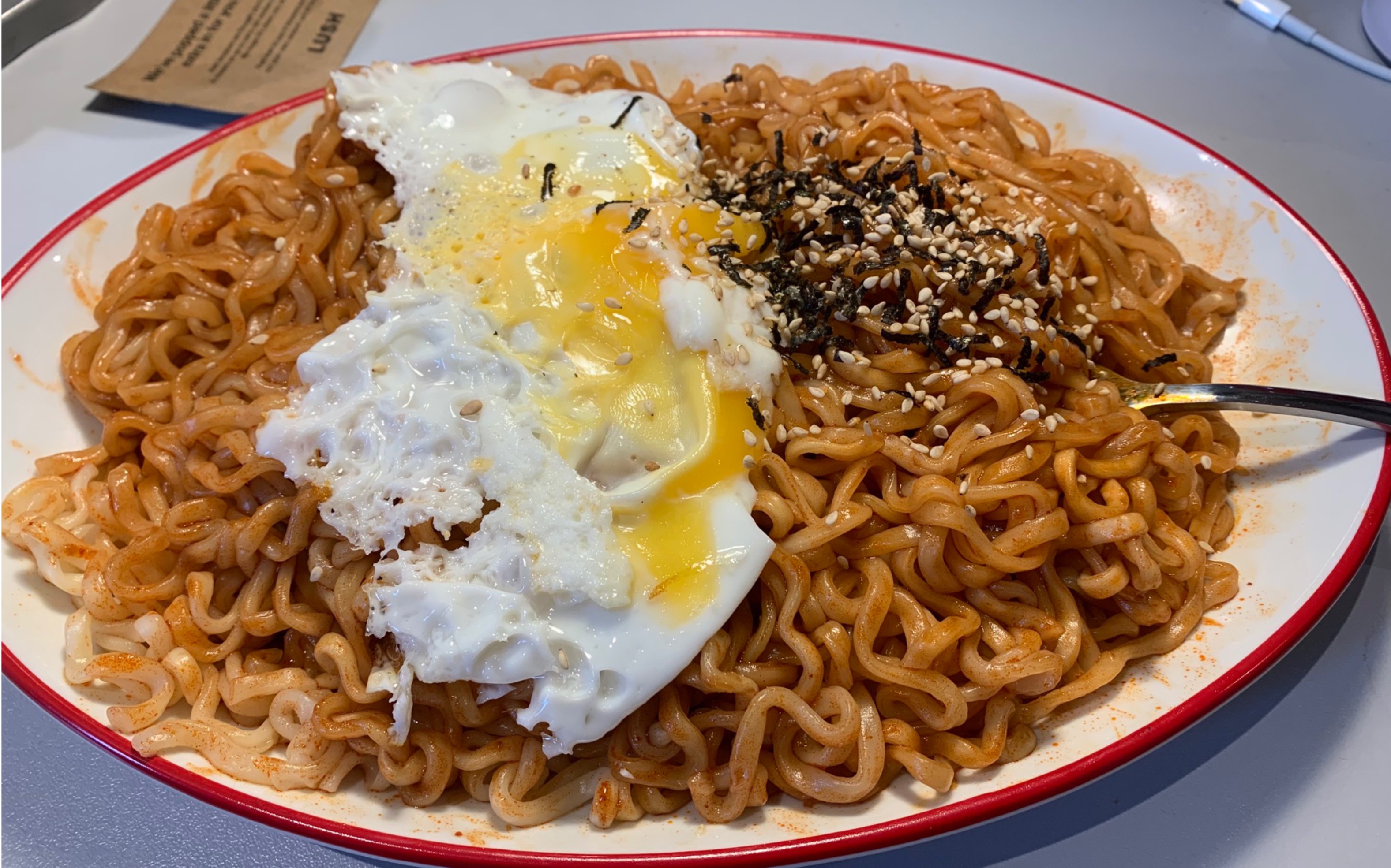 日常吃双倍辣核弹火鸡面,今天也陪我一起追剧吃饭吧!