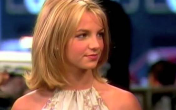 [图]布兰妮 Britney Spears - From The Bottom of ... from Good Morning America 2000