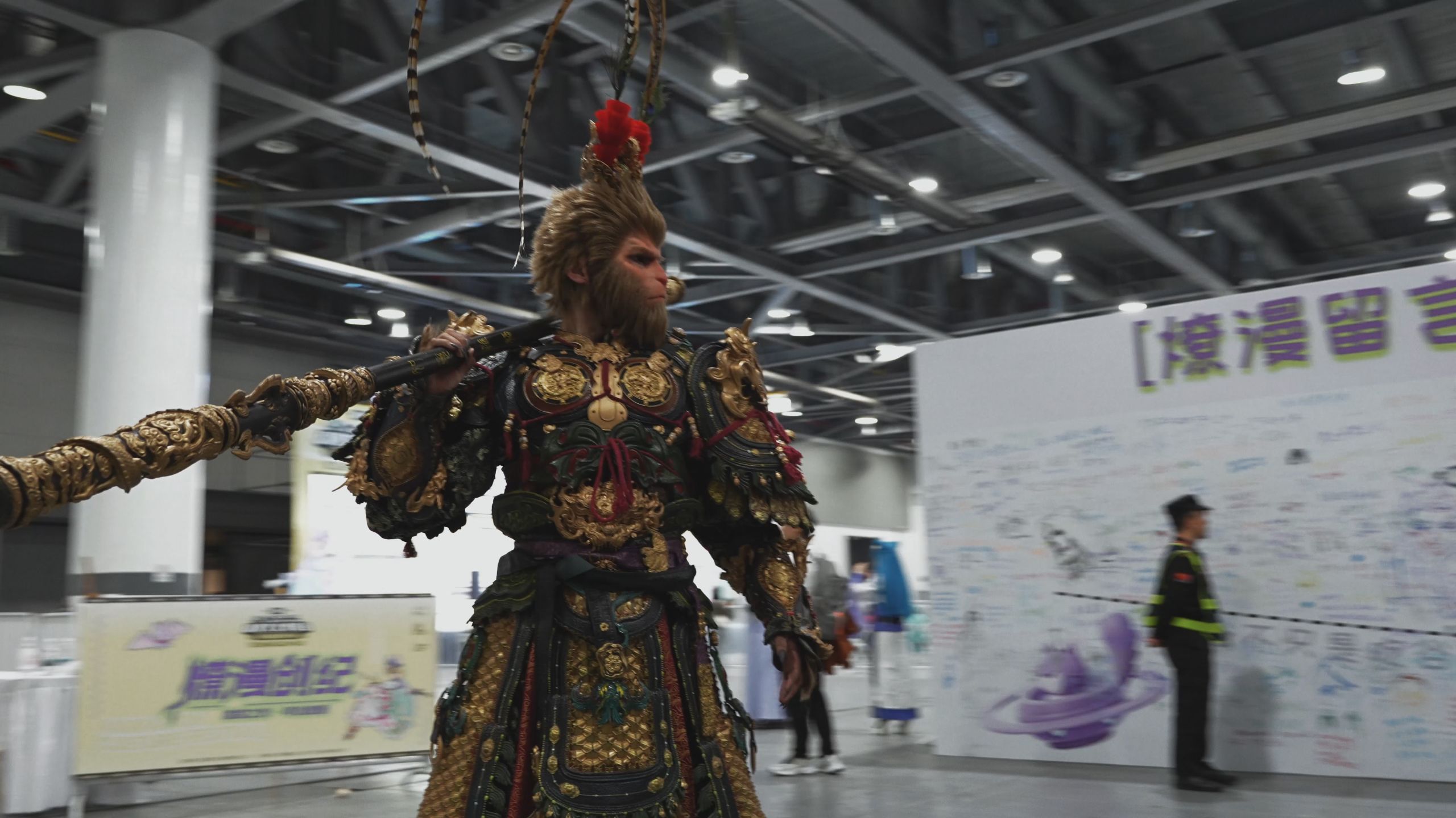 你说谁来漫展了?