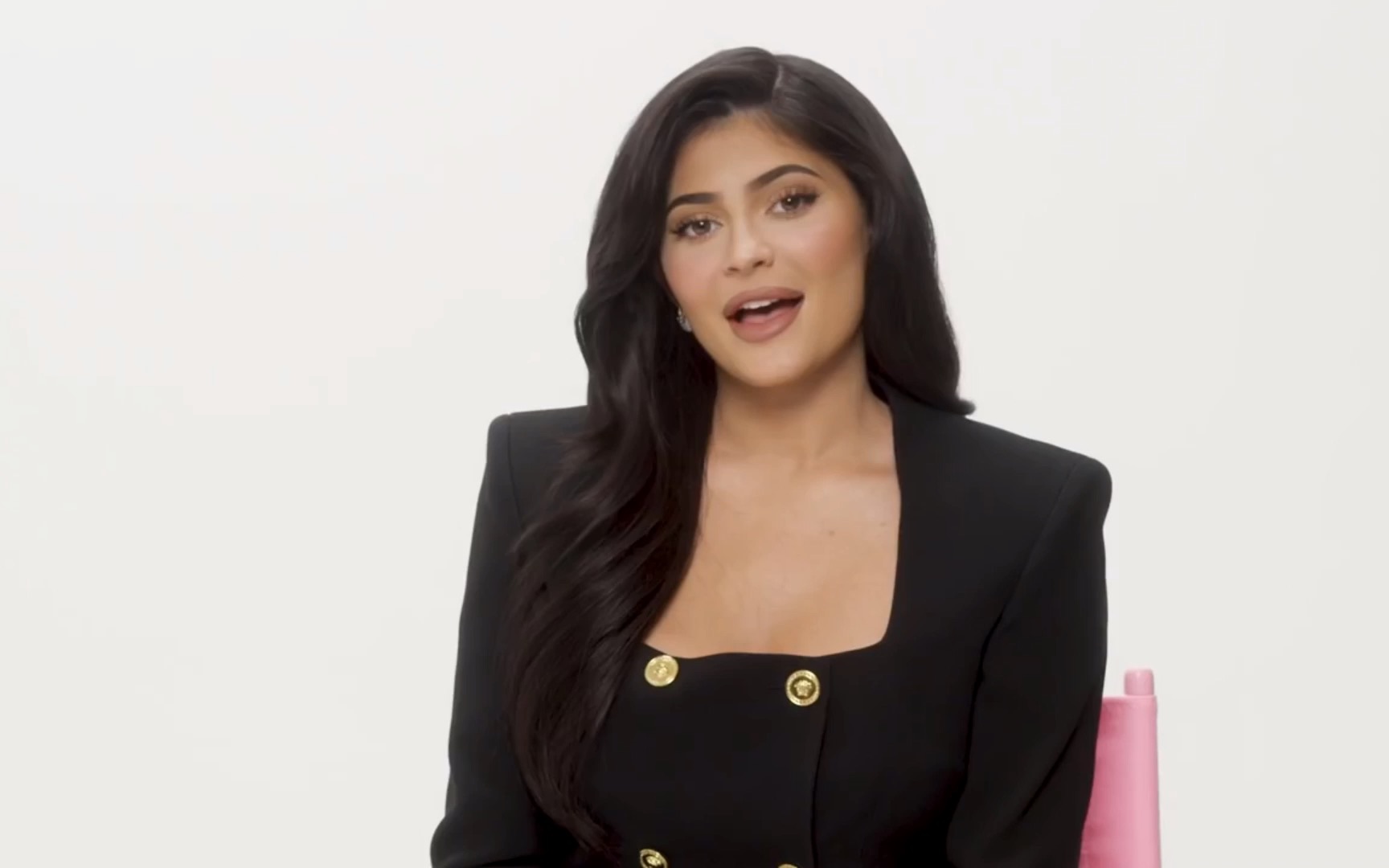 [图]卡戴珊家的Kylie Jenner一天饮食记录，原来美女也是汉堡爱好者！