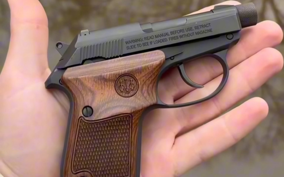 伯莱塔3032公猫袖珍手枪:小身材大威力