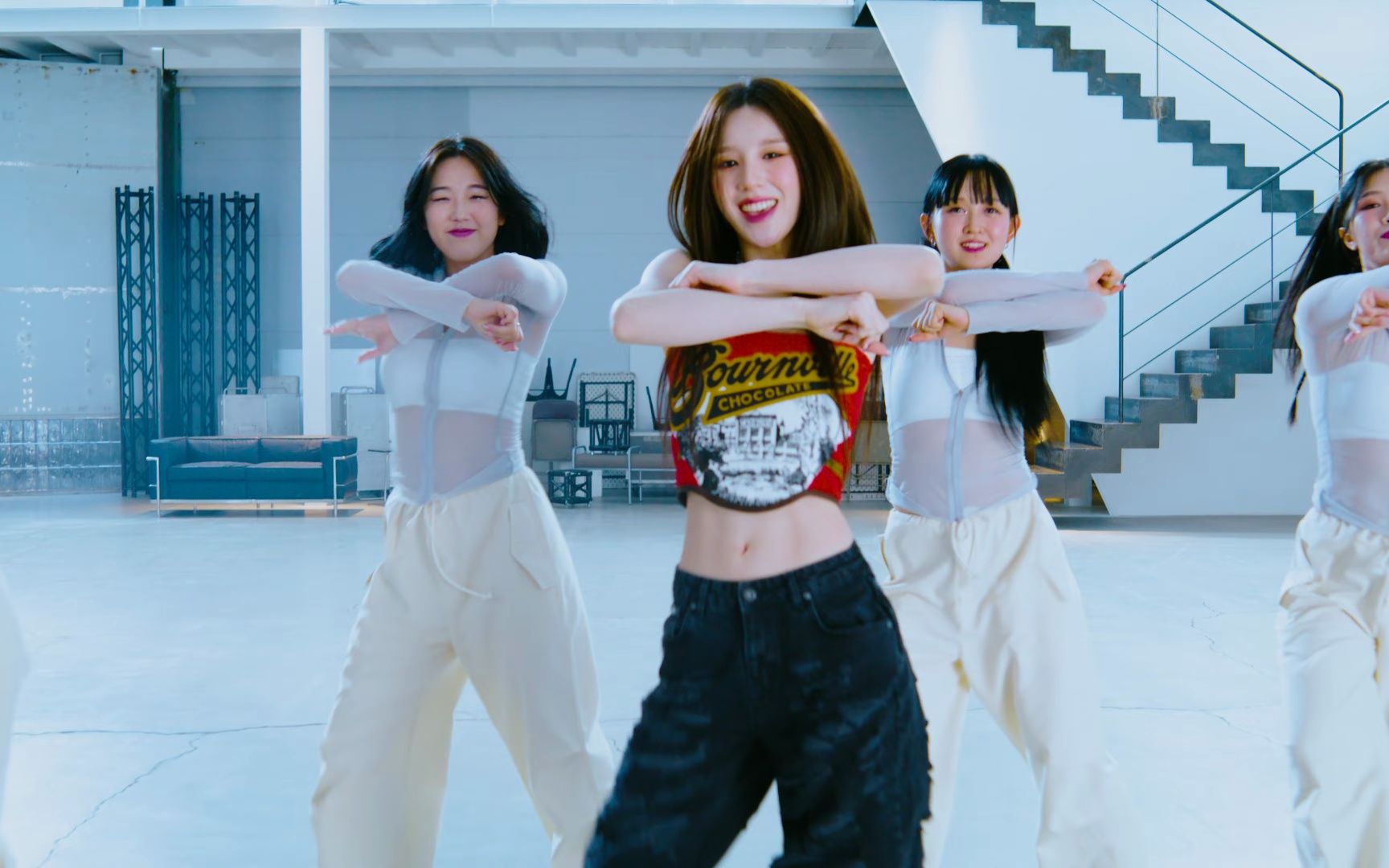 田姬振 heejin (artms) - algorithm (舞蹈版)(4k)