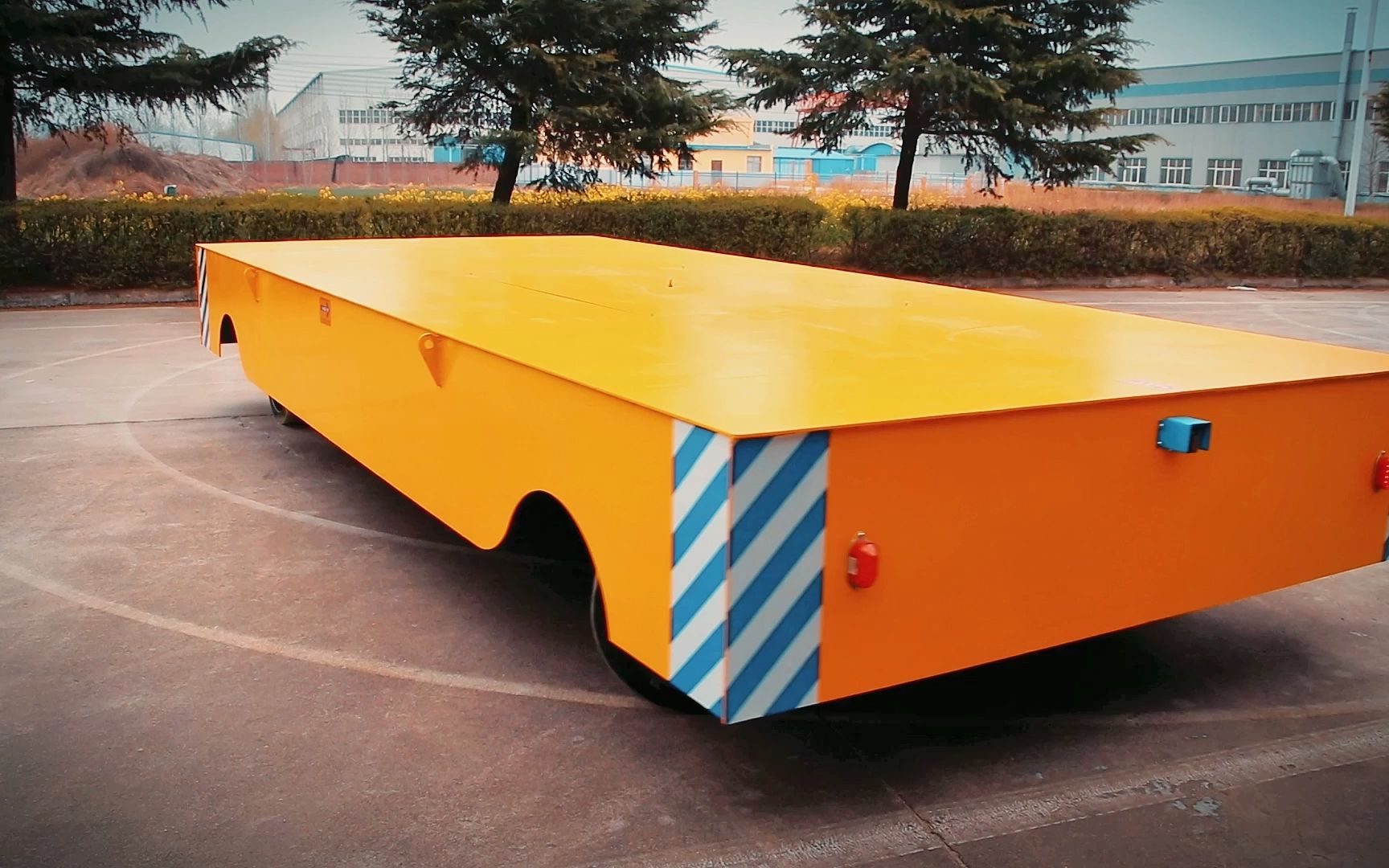 无轨平板车,无轨地平车,无轨道电动搬运车,电动平板车,电动转运平车