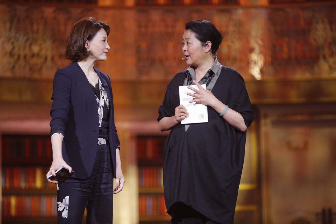 倪萍董卿在《声临其境》的合作,晋级实至名归还是名气大?