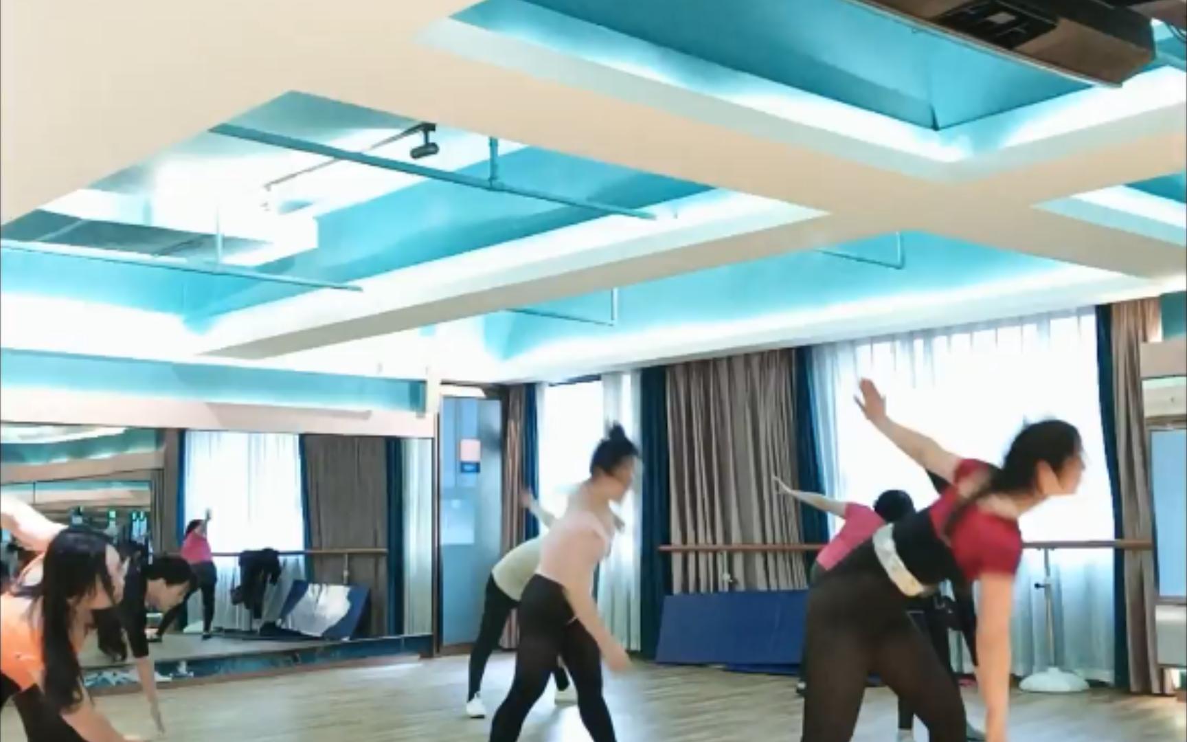 火烈鸟健身雁城店叶子老师-2024-02-21