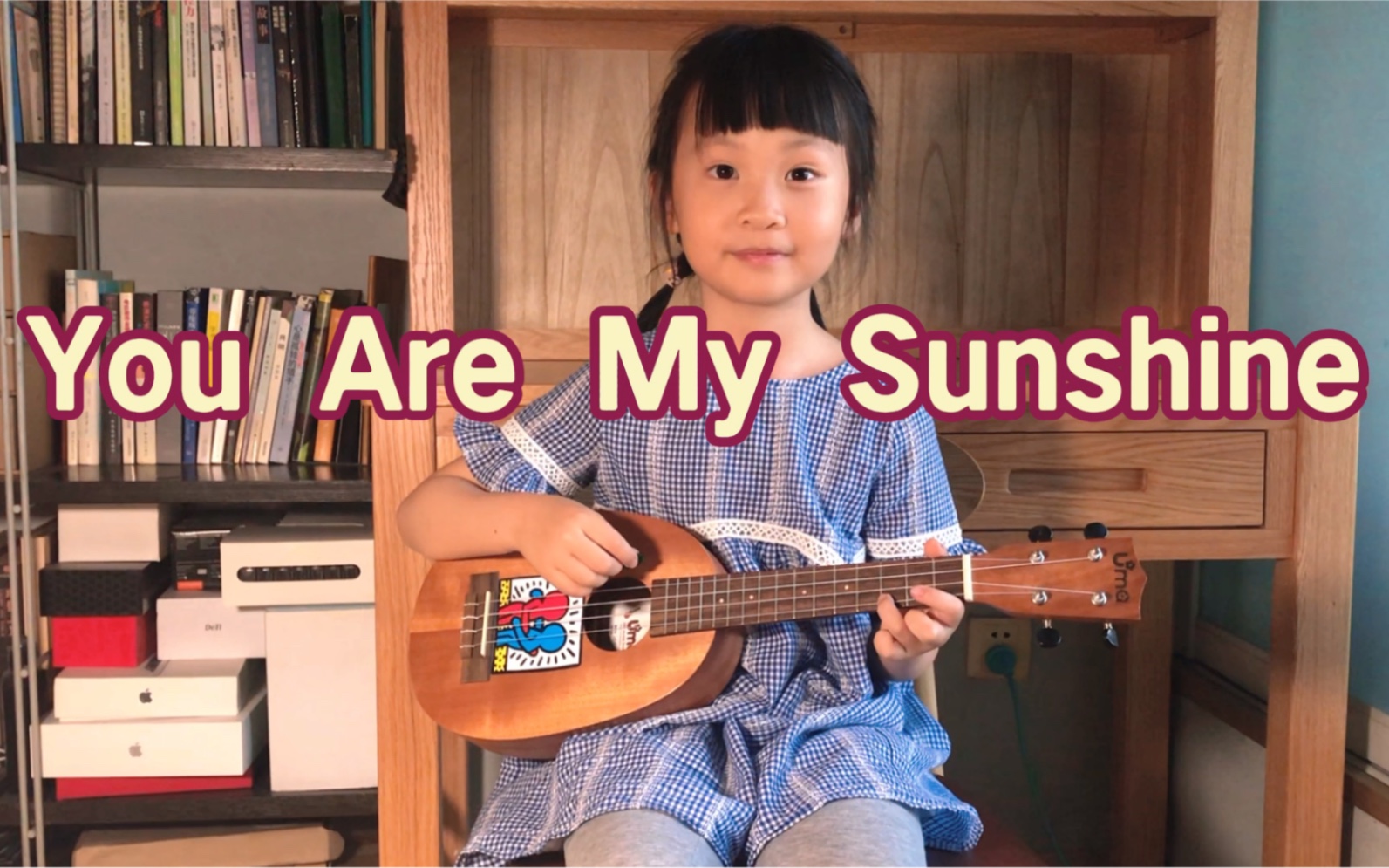 [图]七岁小朋友弹唱You Are My Sunshine