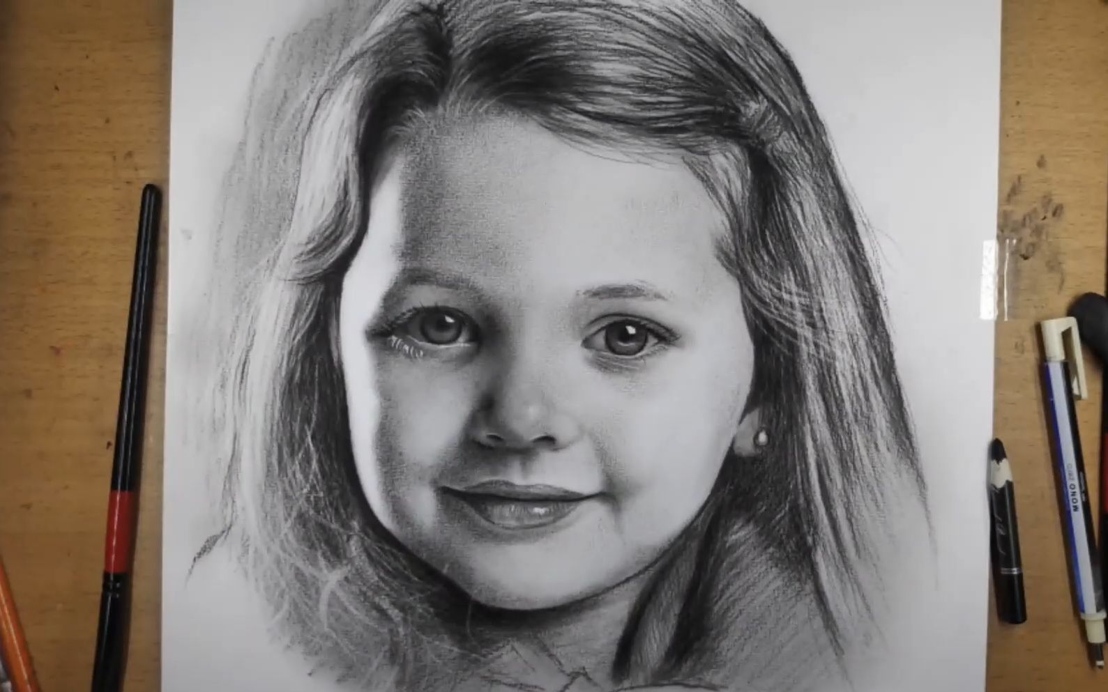 【素描】炭笔画 美丽可爱的小女孩肖像画技巧