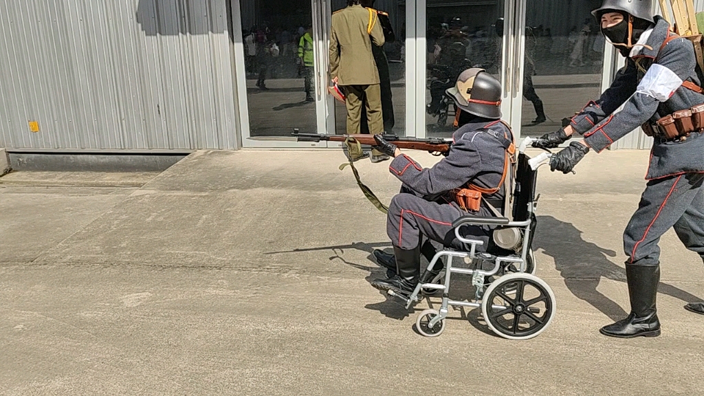 (战地一/理想乡漫展)轮椅冲锋!冲刺!冲刺!