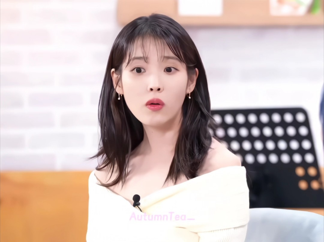 【IU李知恩】小表情太可爱了哔哩哔哩bilibili