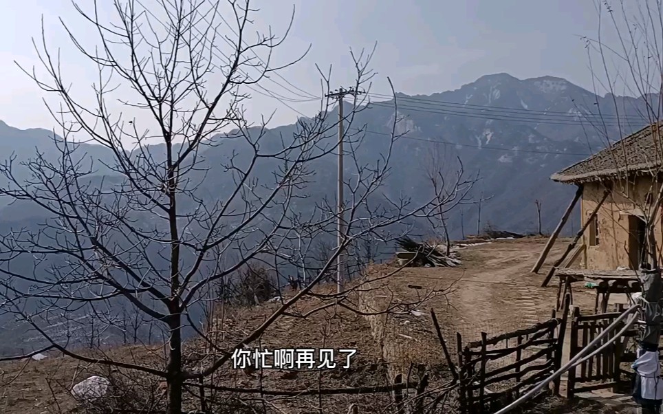 [图]隐居终南山的道人，水管冻住了，吃水怎么办？才28岁就过上了山居生活。