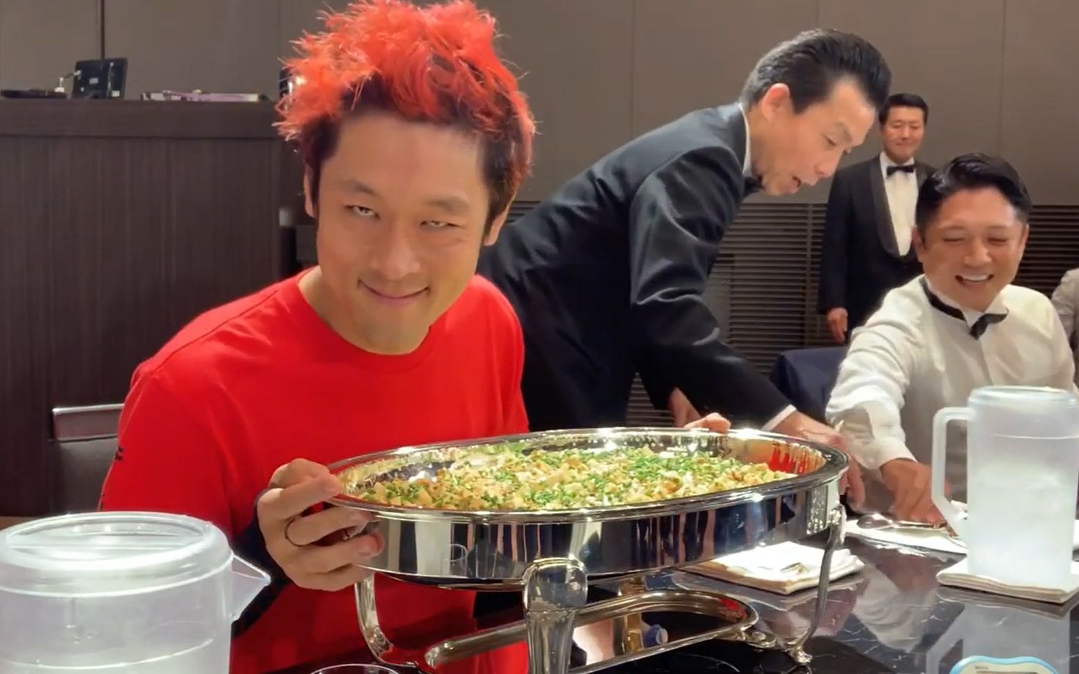 日本大胃王吃播 max 铃木 麻婆丼(7kg)15分結婚?